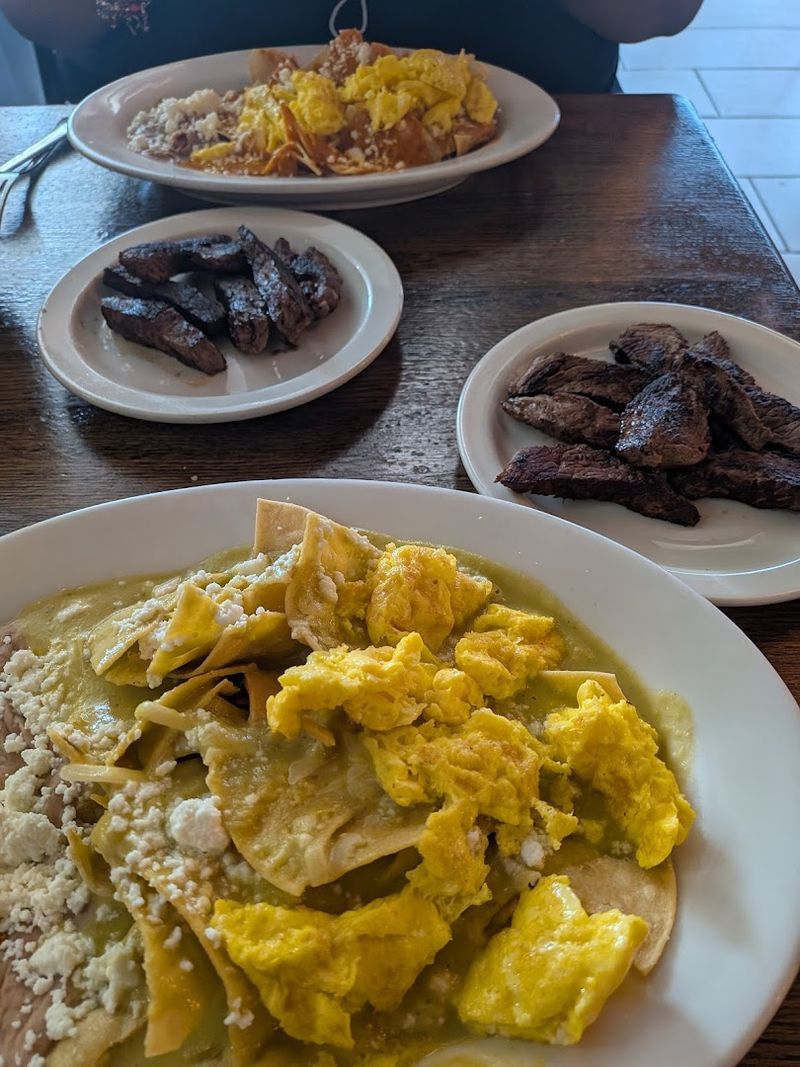 Chilaquiles That Keep Customers Coming Back Chilaquiles That Keep Customers Coming Back