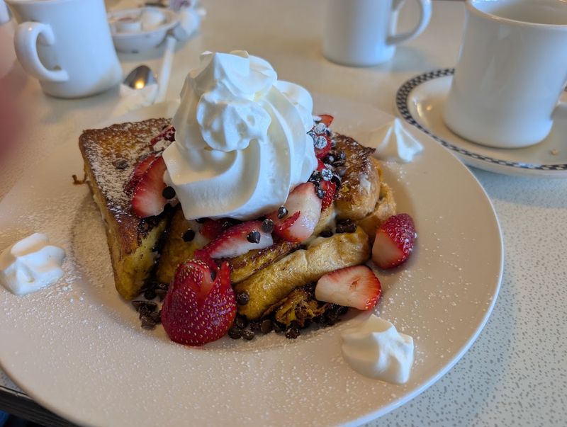 Chocolate Babka French Toast That People Can't Stop Talking About Chocolate Babka French Toast That People Can't Stop Talking About