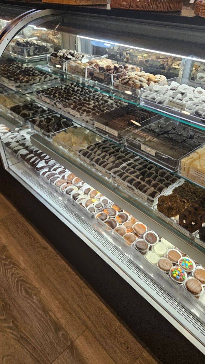 Chocolate-Covered Croissants That Convert Non-Believers Chocolate-Covered Croissants That Convert Non-Believers