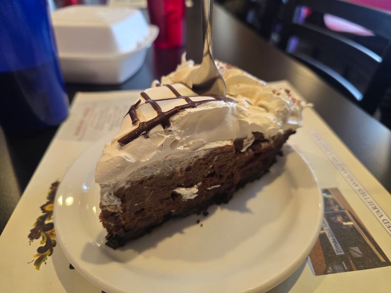 Chocolate Mousse Pie for the Sweet-Tooth Crowd