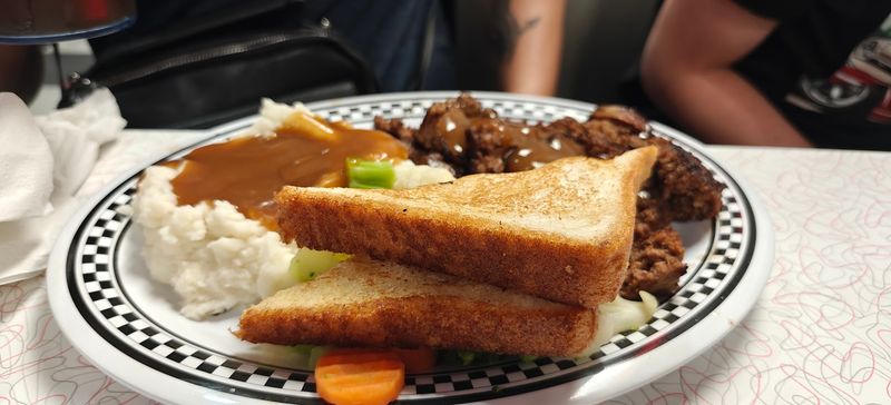Chopped Steak With Mushrooms That Hits Different Chopped Steak With Mushrooms That Hits Different