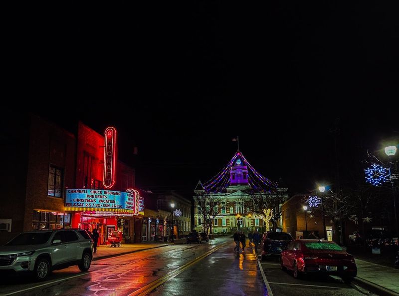 Christmas Season Magic at the Artcraft Christmas Season Magic at the Artcraft