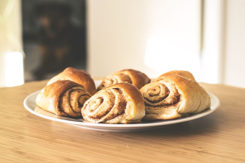 Cinnamon rolls