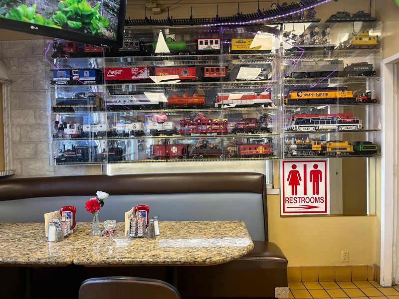 Clean, Well-Maintained Space That Respects Its Customers