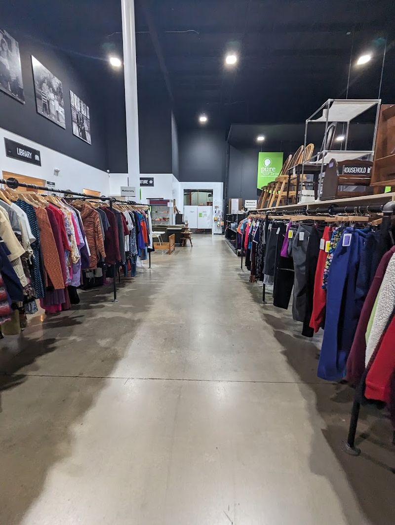 Clothing Deals That Are Hard to Beat Clothing Deals That Are Hard to Beat