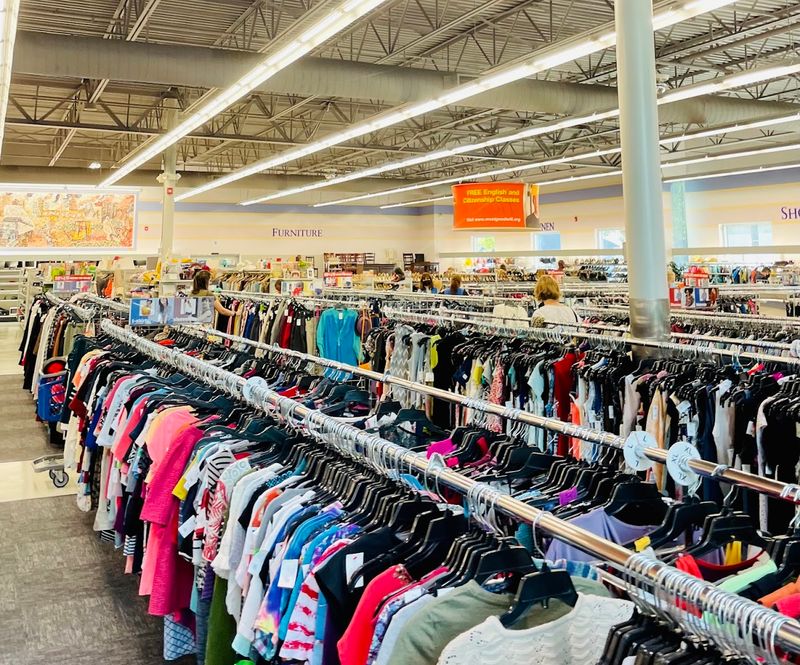 Clothing Deals That Beat the Mall Every Time