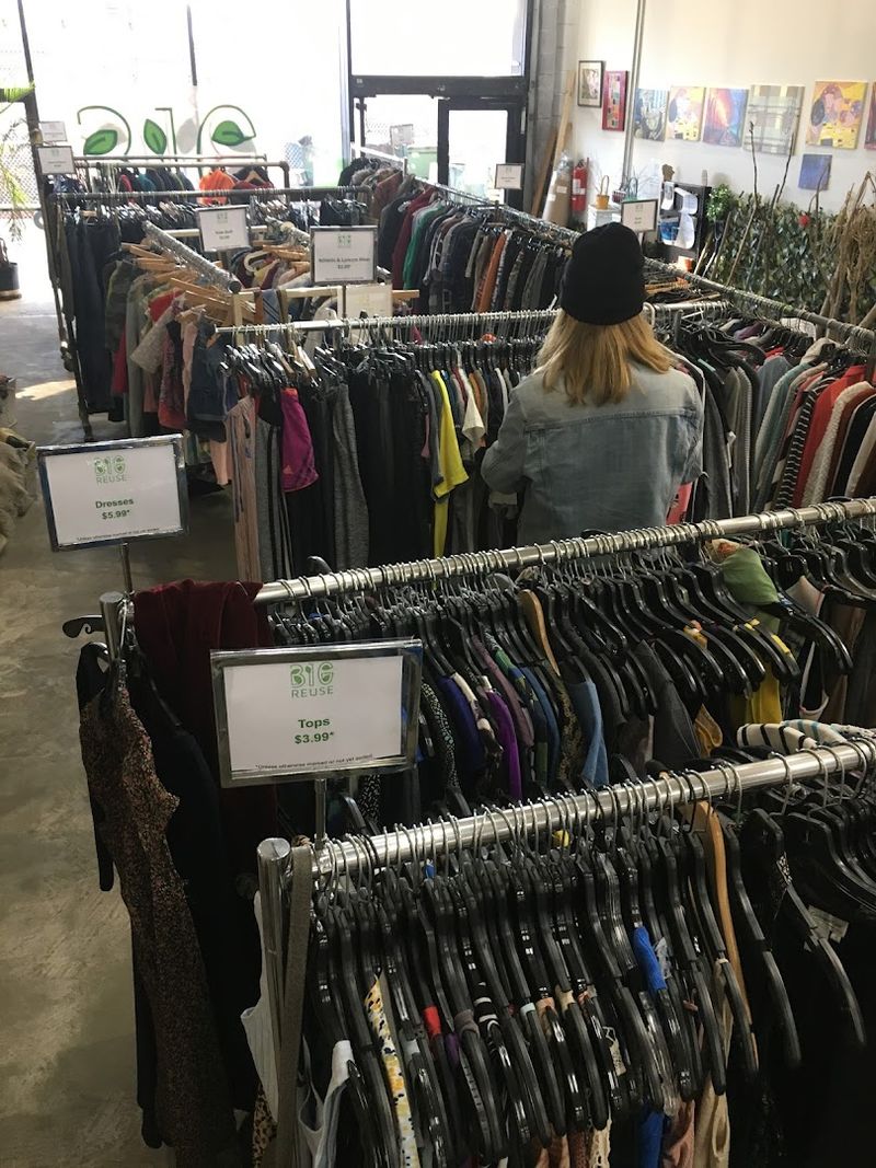 Clothing That Keeps Rotating Fresh