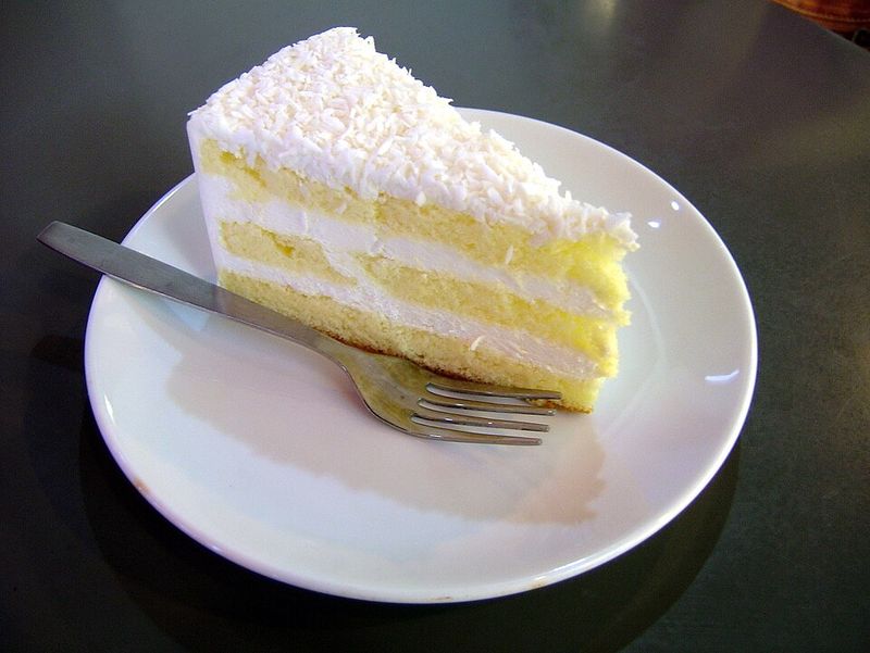 Coconut cake Coconut cake