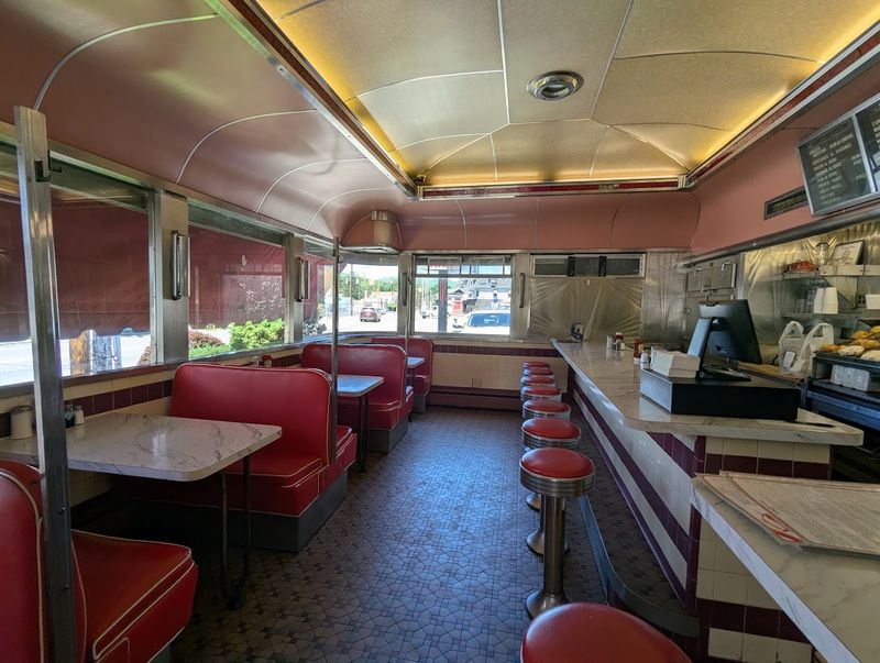 Coffee Culture Done the Old-Fashioned Way Coffee Culture Done the Old-Fashioned Way