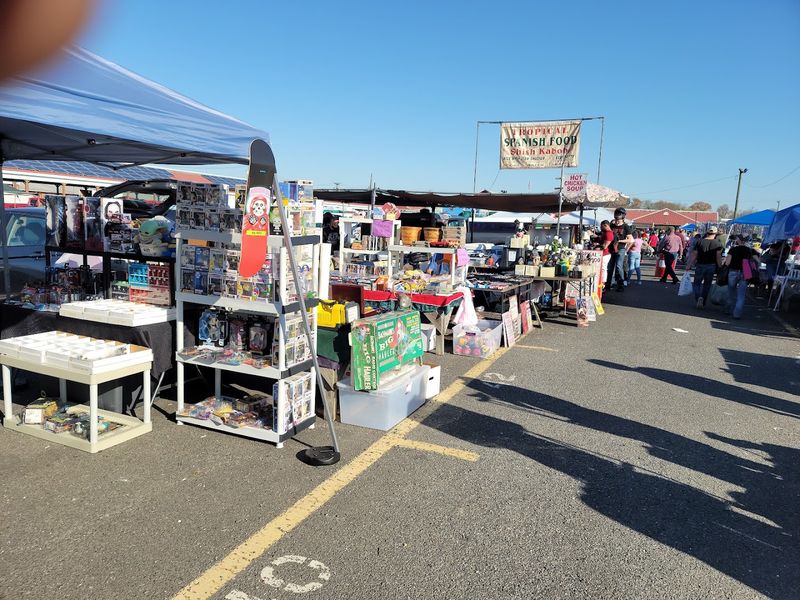 Columbus Farmers Market - Columbus, New Jersey