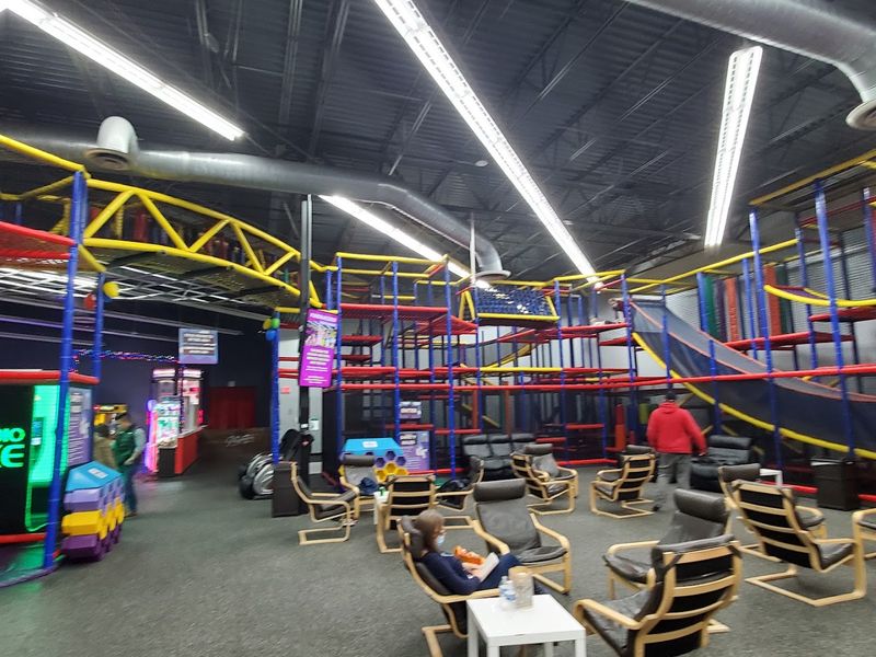 Comfortable Parent Seating and Relaxation Areas Comfortable Parent Seating and Relaxation Areas