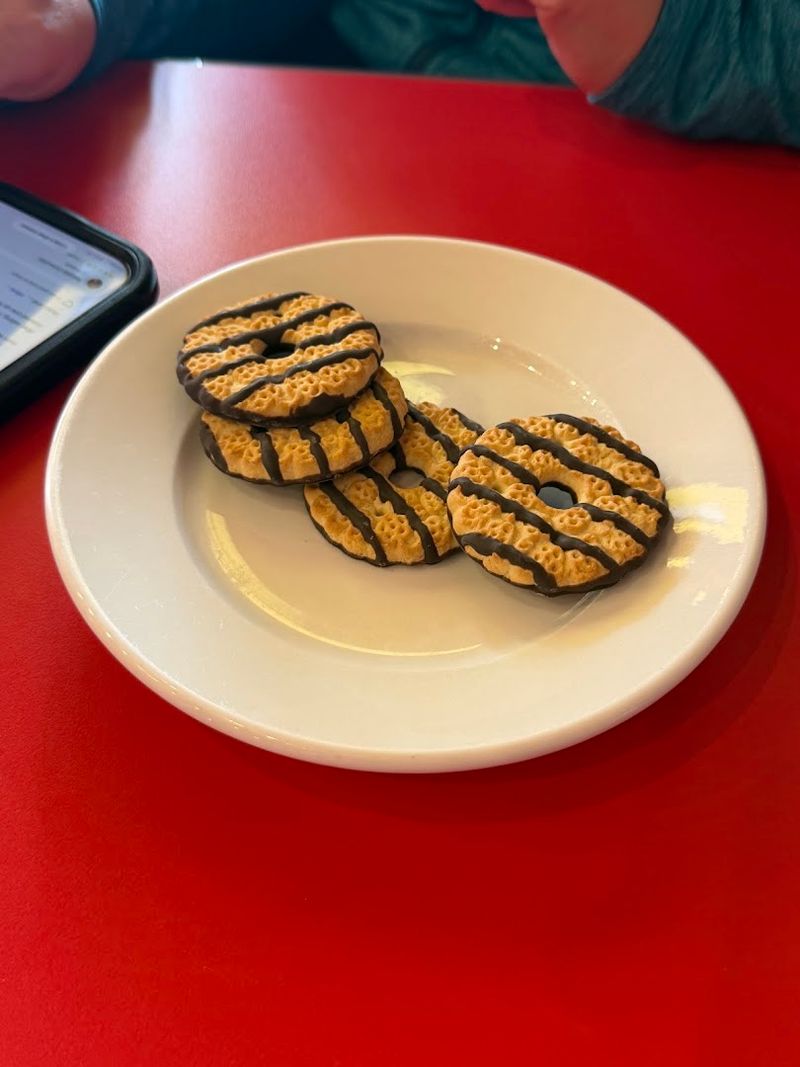 Complimentary Treats That Wow Guests