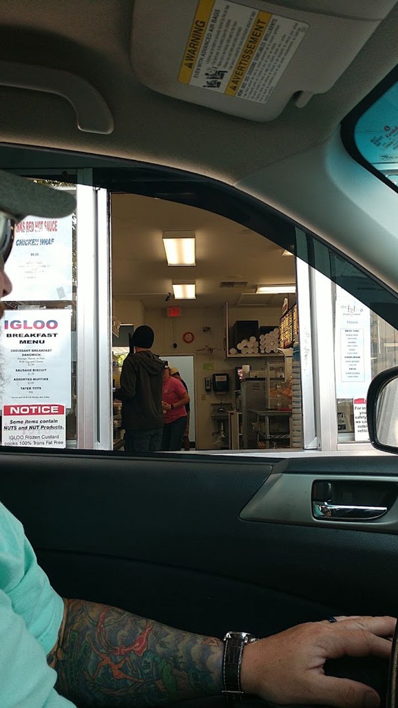 Convenient Hours and Online Ordering Options