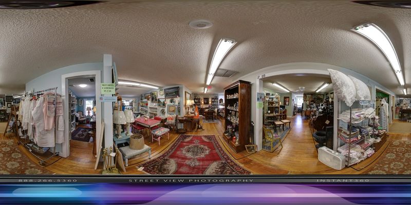 Convenient Hours and an Easy-to-Find Location Convenient Hours and an Easy-to-Find Location