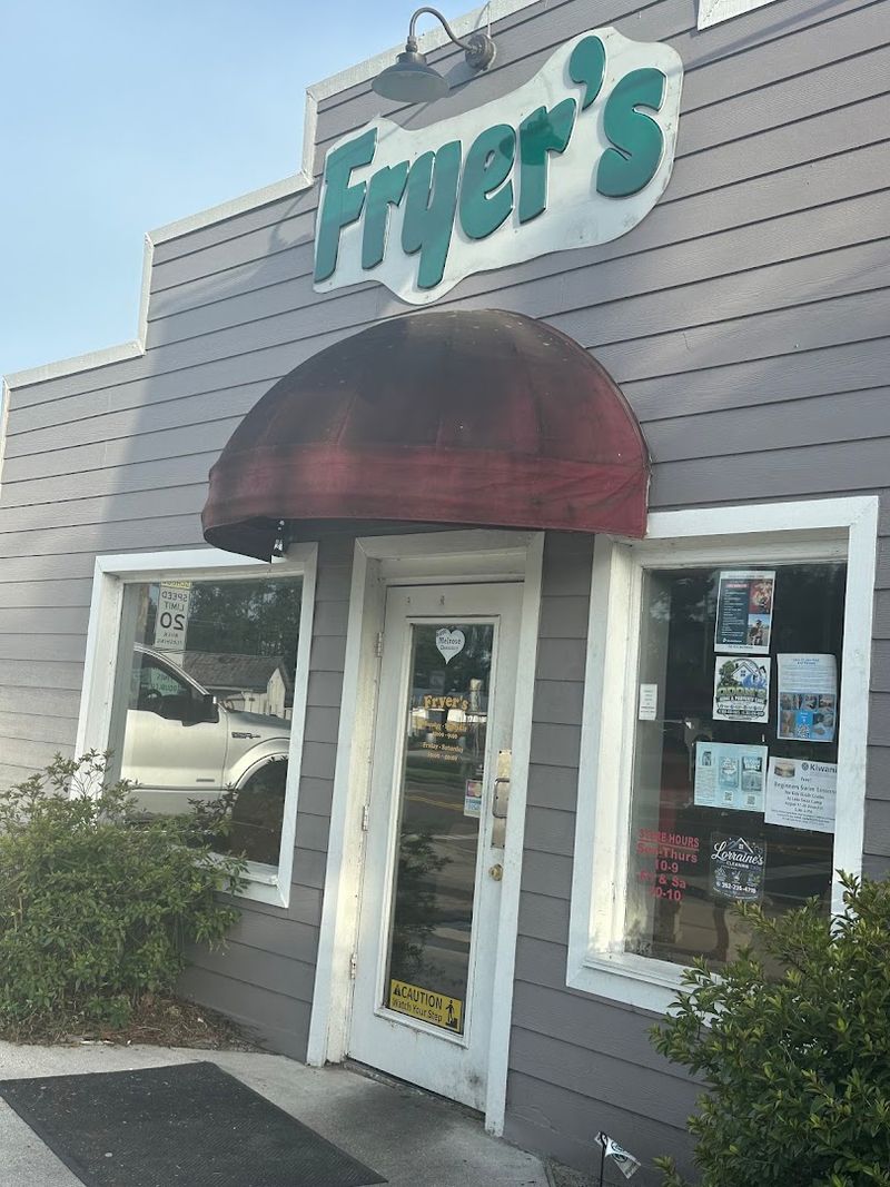 Conveniently Located Along FL-26 in Melrose, Florida Conveniently Located Along FL-26 in Melrose, Florida