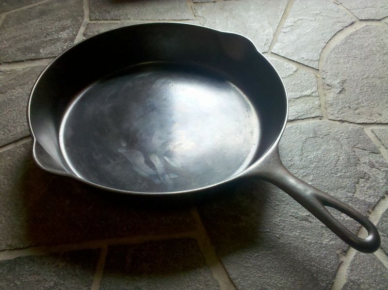 Cooking with cast-iron skillets Cooking with cast-iron skillets