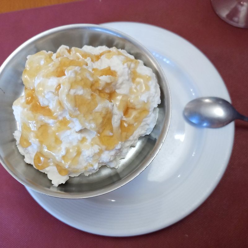 Cottage Cheese and Pineapple