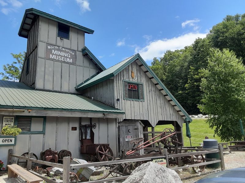 Crabtree Emerald Mine Permits Crabtree Emerald Mine Permits