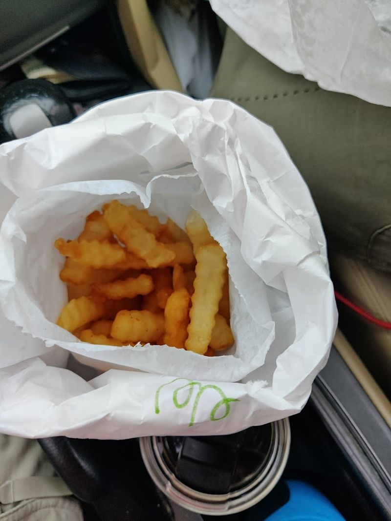 Crinkle Cut Fries That Come in Massive Portions Crinkle Cut Fries That Come in Massive Portions