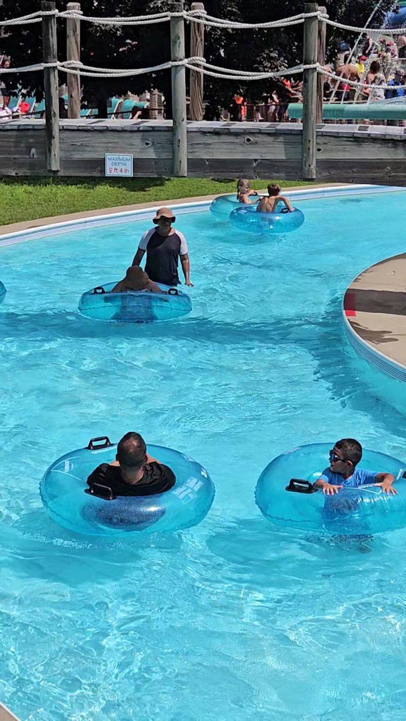 Crocodile Cove Water Park: A Splashing Good Time