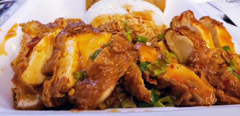 Curry Chicken That Delivers Satisfying Warmth