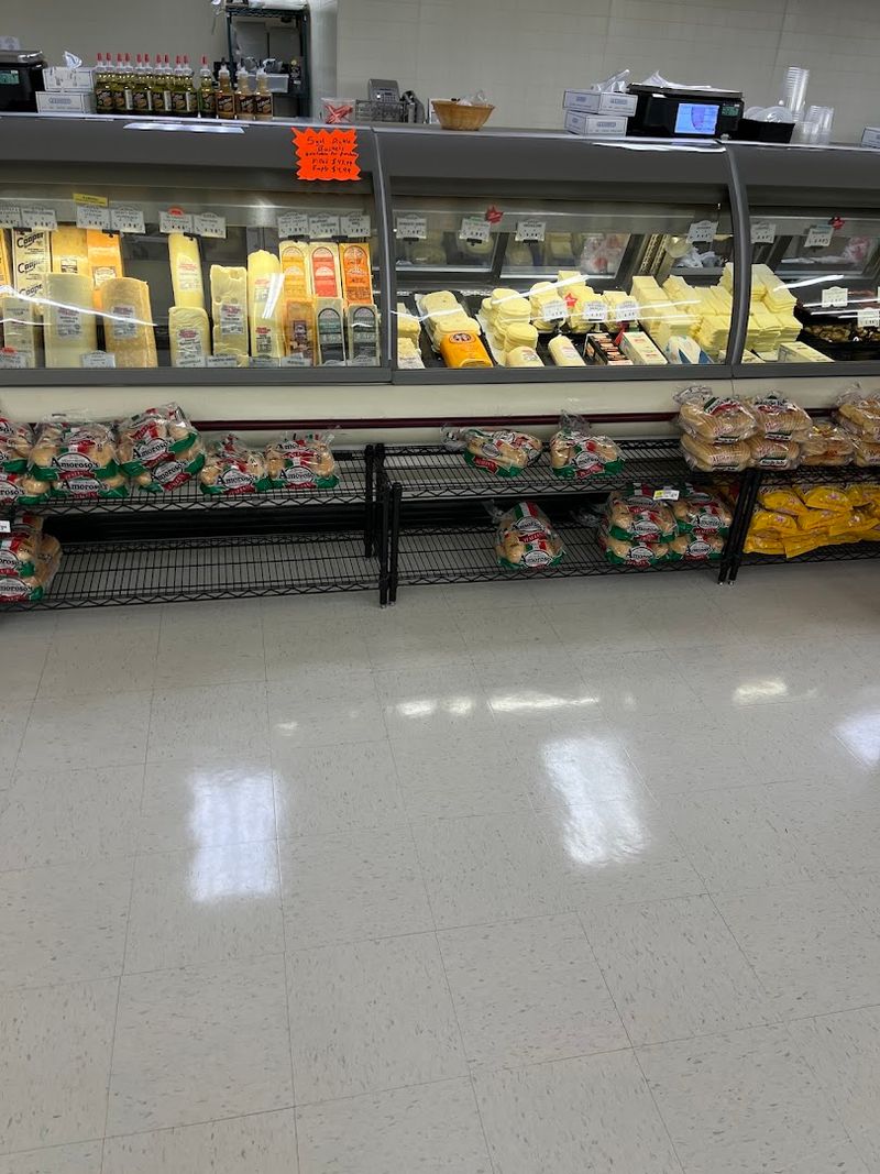 Deli Selections That Go Way Beyond Ordinary Deli Selections That Go Way Beyond Ordinary
