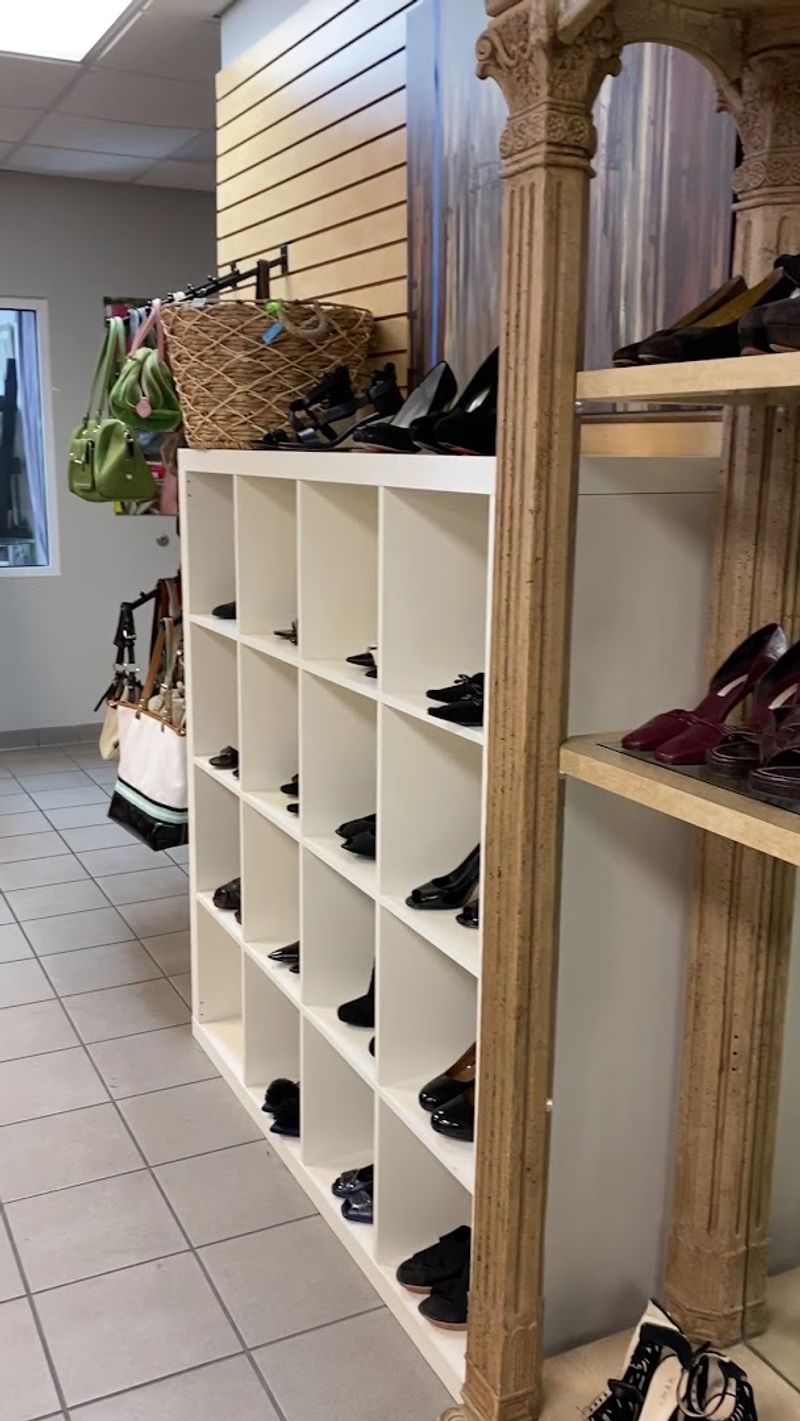 Designer Clothes at Thrift Store Prices Designer Clothes at Thrift Store Prices