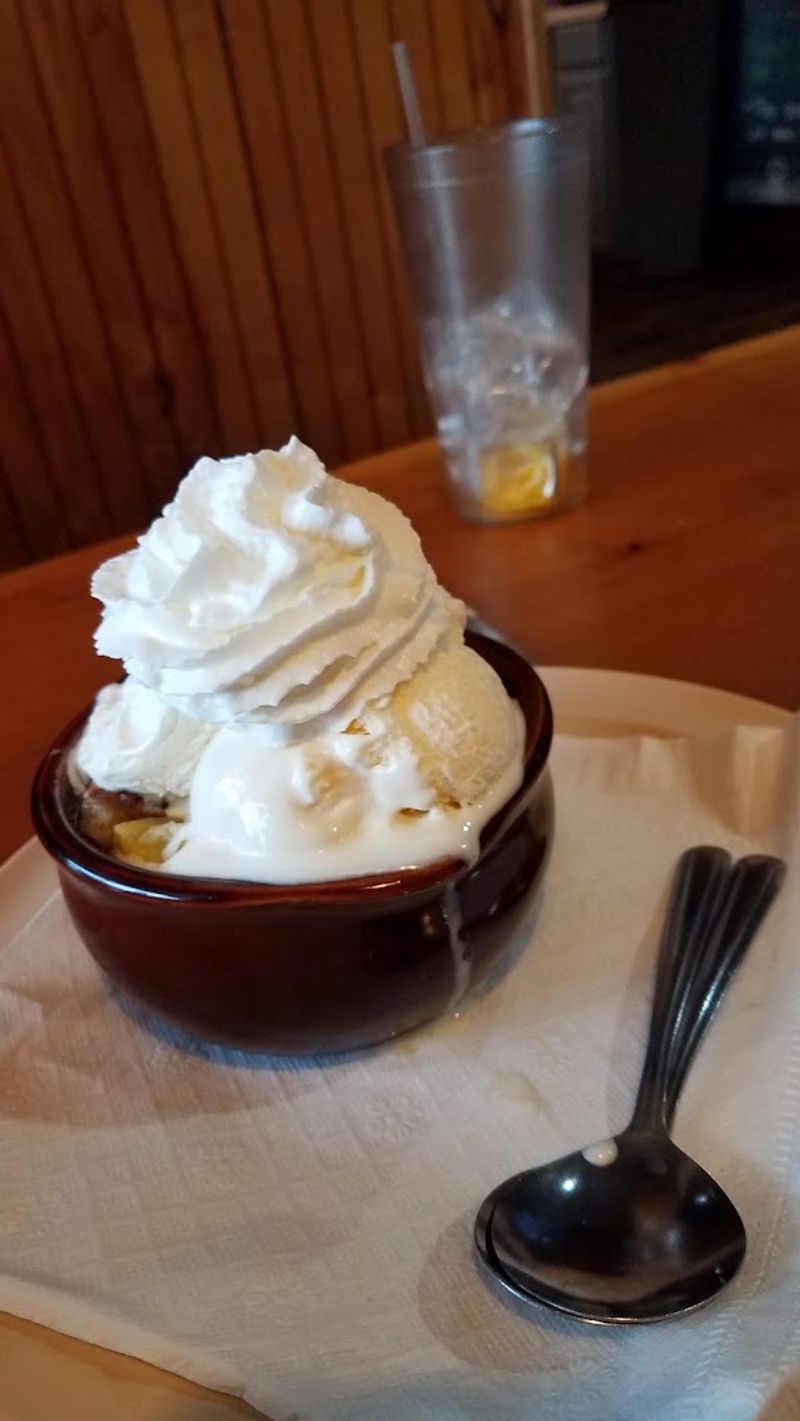 Desserts That Disappear Fast — Especially the Cobbler Desserts That Disappear Fast — Especially the Cobbler