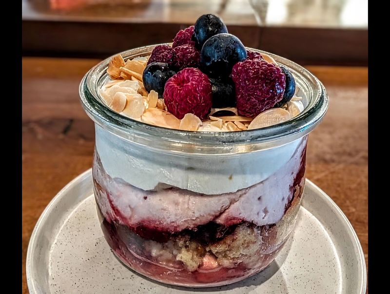 Desserts That Give You One More Reason to Linger Desserts That Give You One More Reason to Linger