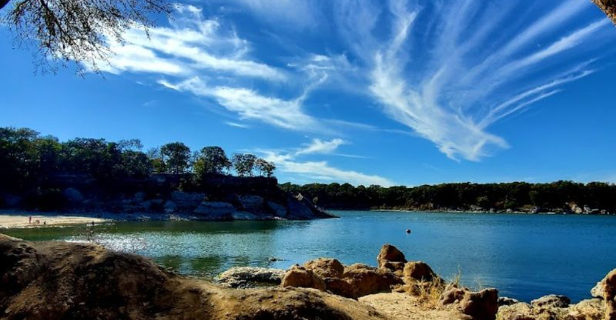 Discover This Hidden Texas Beach With Crystal-Clear Water That Feels Surprisingly Tropical