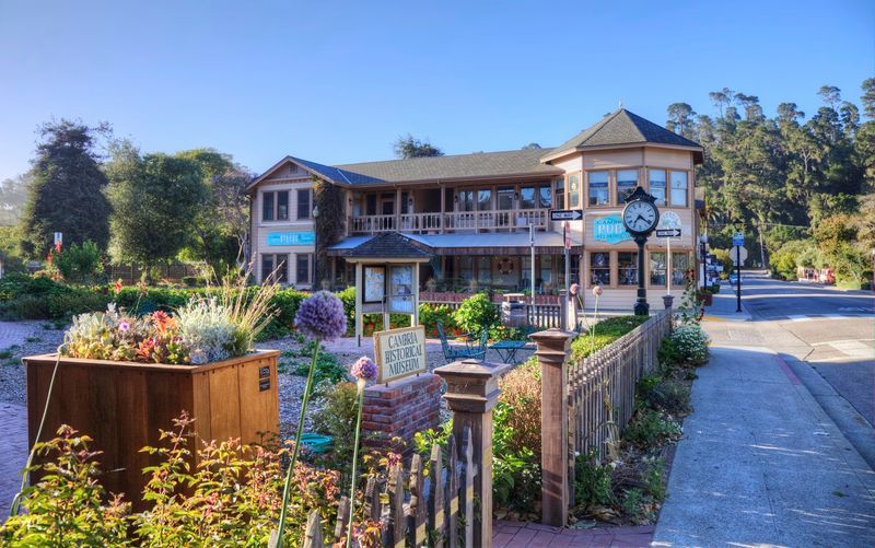 Downtown Cambria's Art Scene — Creativity Around Every Corner