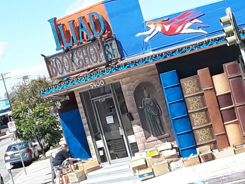 Easy Parking and a Convenient Location