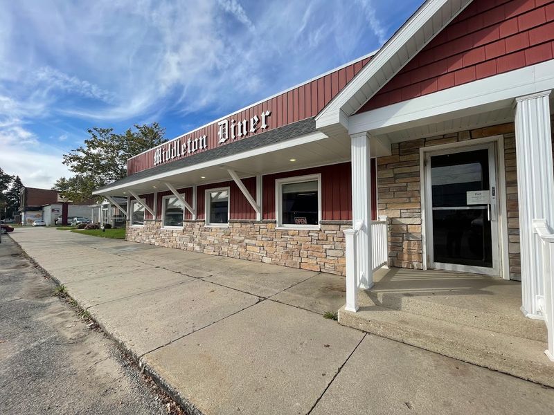Easy to Find with Plenty of Parking