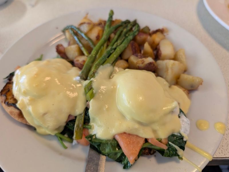 Eggs Benedict Variations That Redefine the Classic Eggs Benedict Variations That Redefine the Classic