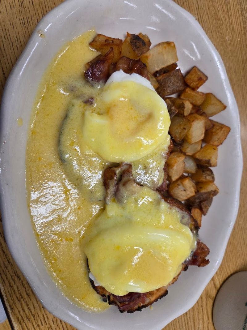 Eggs Benedict and Florentine Variations Eggs Benedict and Florentine Variations