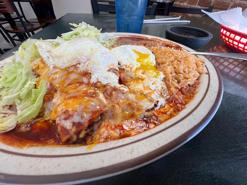 Enchiladas That Keep Regulars Coming Back