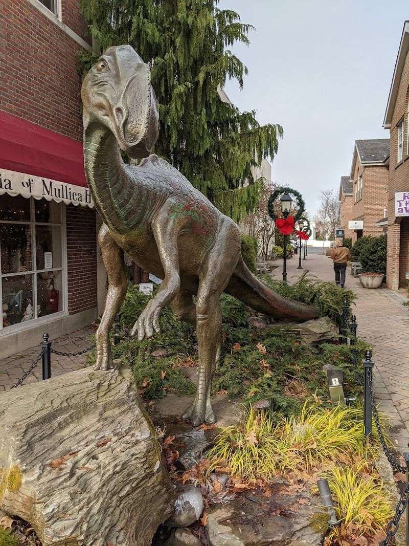 Explore Haddonfield's Dinosaur Discovery Site Explore Haddonfield's Dinosaur Discovery Site