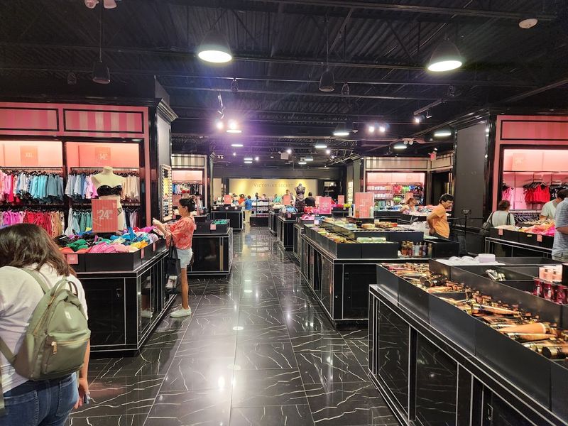 Family-Friendly Shopping With Something for Every Member of the Crew