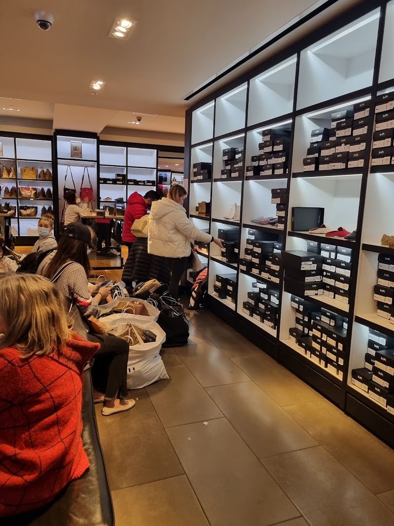 Family-Friendly Shopping With Something for Everyone