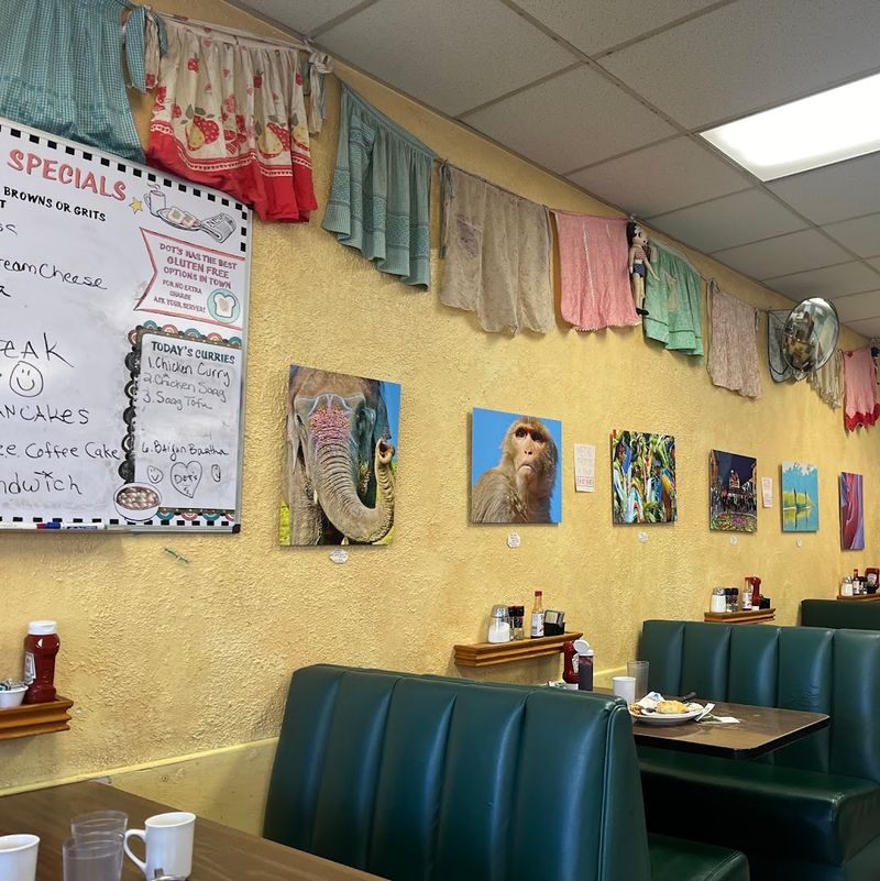 Fast and Friendly Service Even When the Place Is Packed Fast and Friendly Service Even When the Place Is Packed