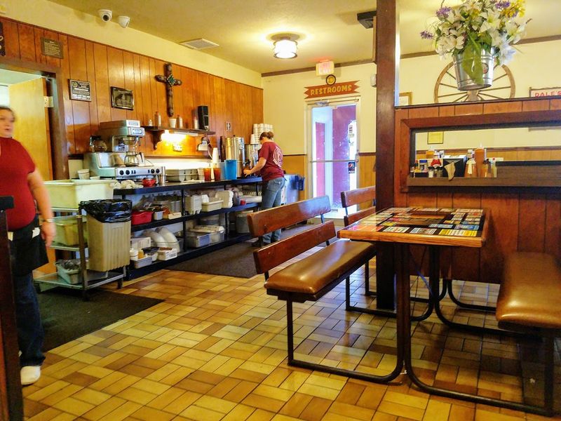 Fast and Friendly Service Worth Praising Fast and Friendly Service Worth Praising
