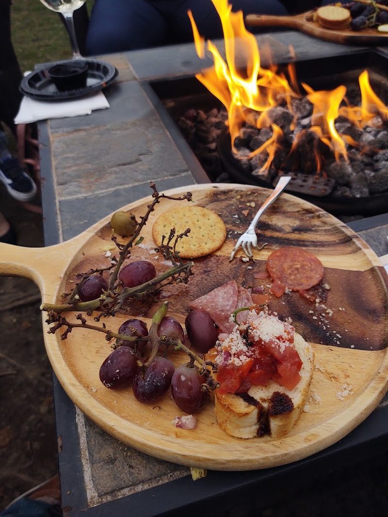Fire Pit Seating That Makes Cool Evenings Absolutely Magical