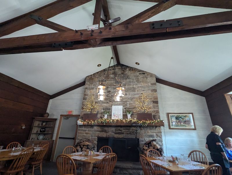 Five Unique Dining Rooms to Explore