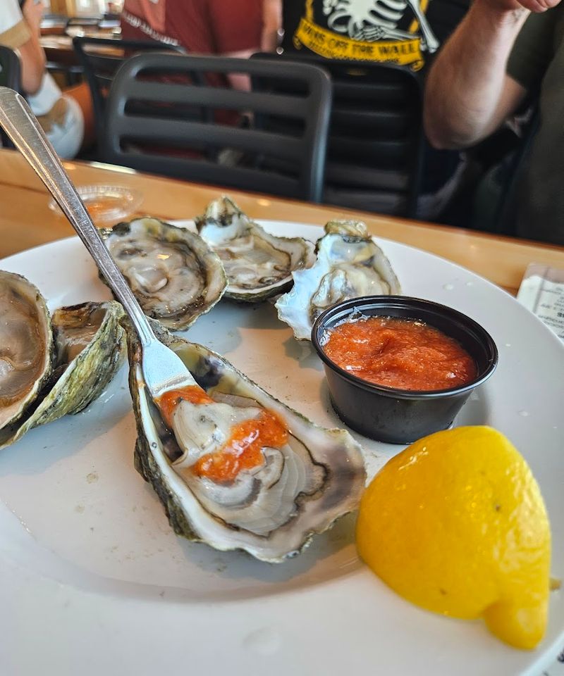Fresh Oysters Straight From the Raw Bar