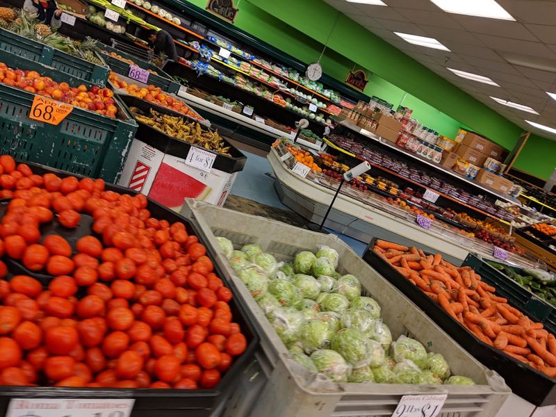 Fresh Produce at Unbeatable Prices Fresh Produce at Unbeatable Prices