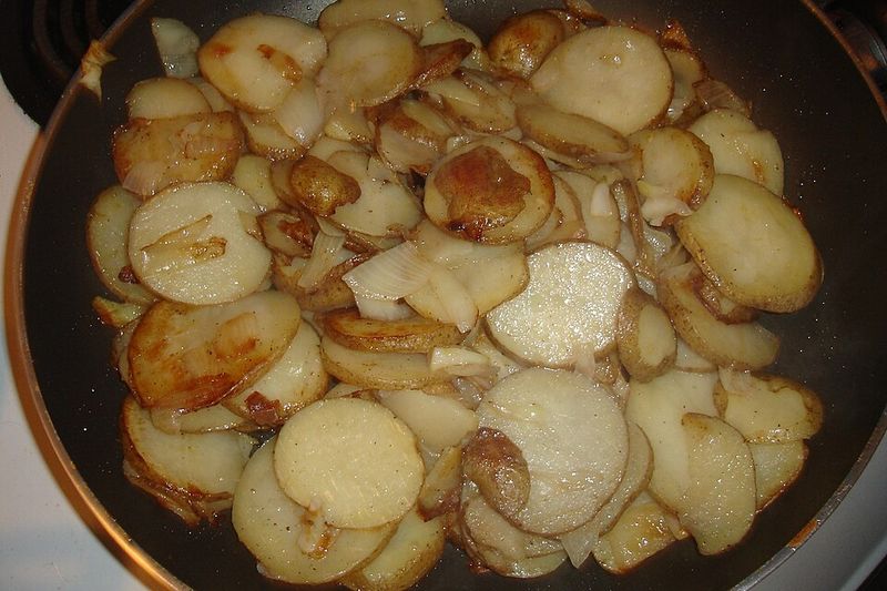Fried potatoes Fried potatoes