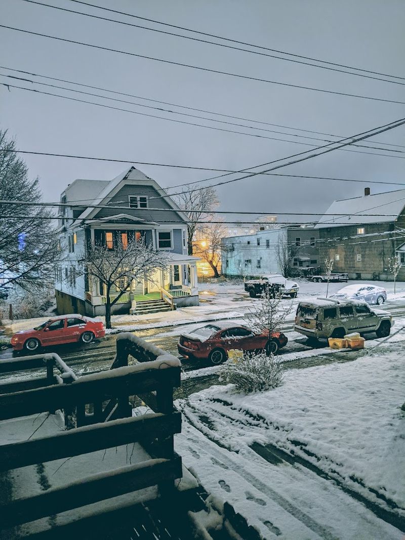 Friendly Neighborhoods Where Everyone Knows Your Name Friendly Neighborhoods Where Everyone Knows Your Name
