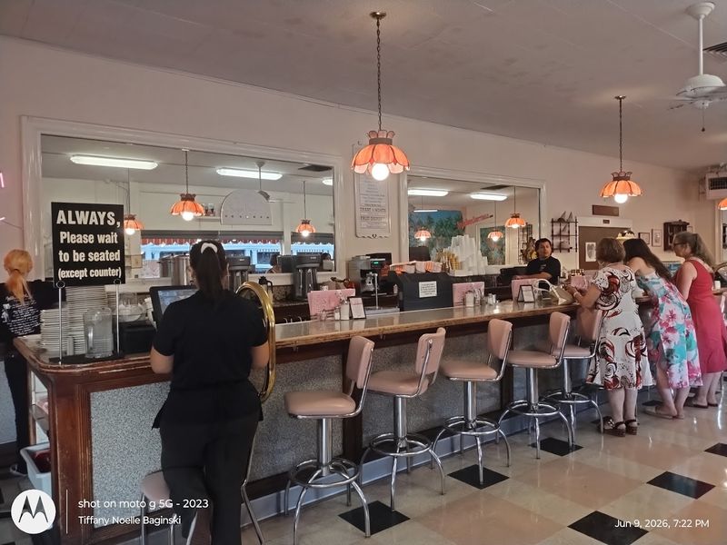 Friendly Service That Feels Like Family Friendly Service That Feels Like Family