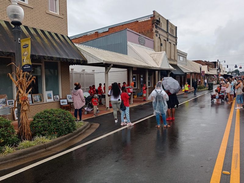Friendly Small-Town Atmosphere