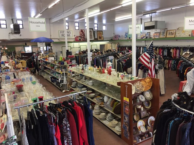 Friendly Staff That Make Shopping Feel Welcoming Friendly Staff That Make Shopping Feel Welcoming